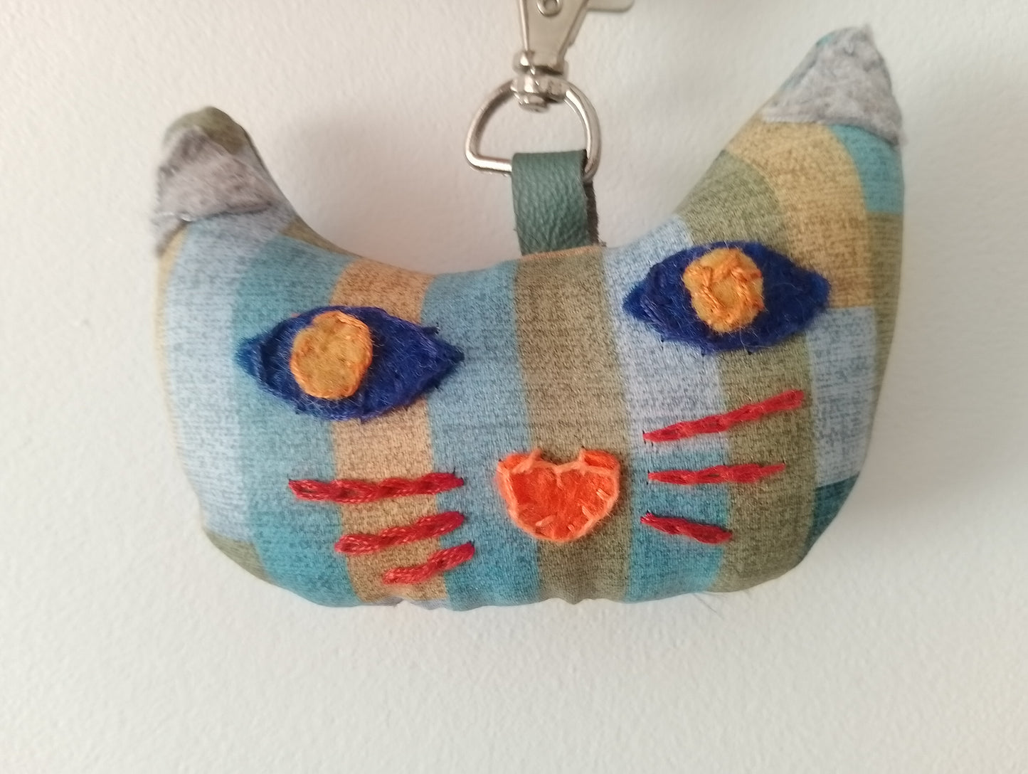 Cat Face Keyring