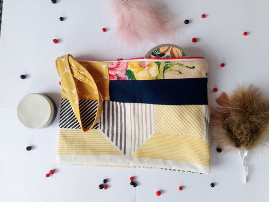 Essentials pouch/ make up bag